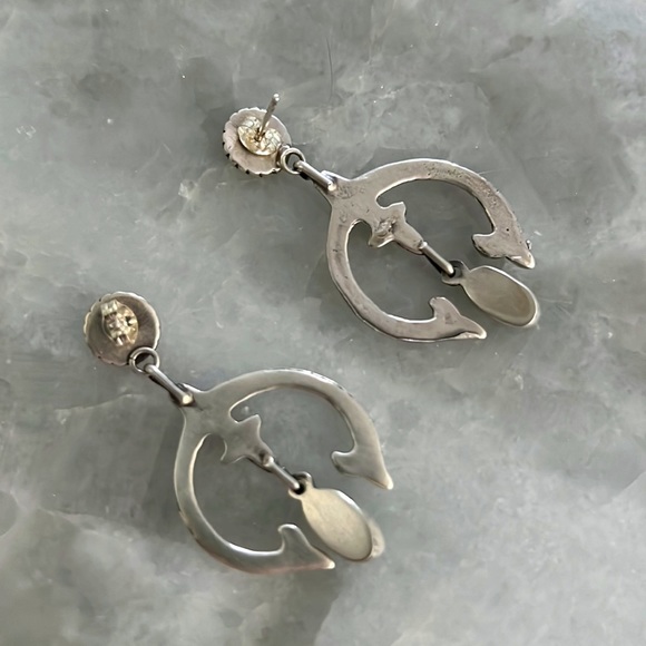 Conch Post Earrings with Naja made by Navajo Annie Spencer - Handmade - Picture 4 of 6